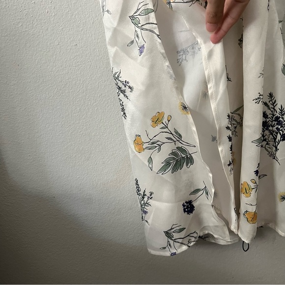 *SOLD C* Cider Floral Drawstring slit Midi dress Ivory size small - Picture 5 of 7